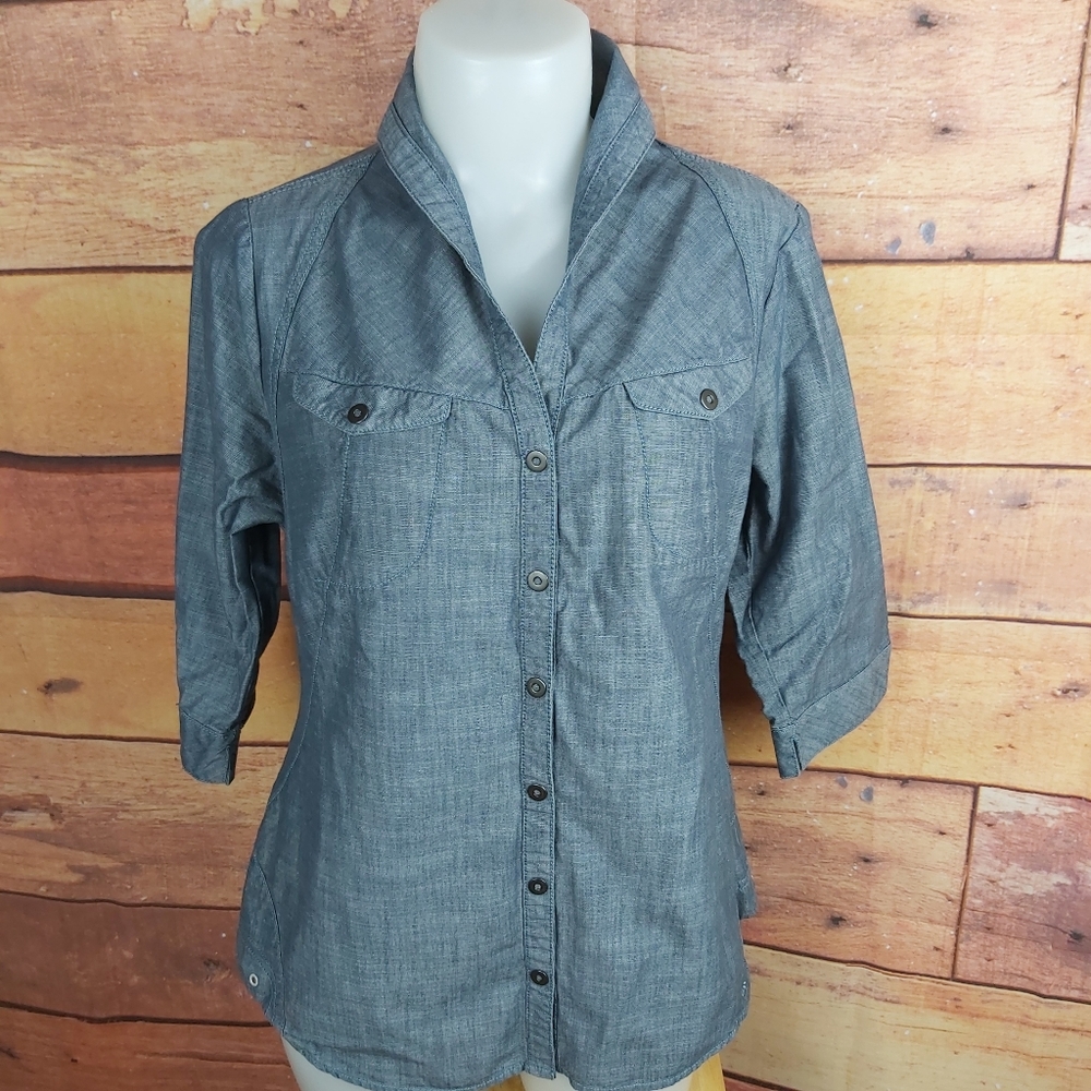 Columbia snap button down chambray shirt